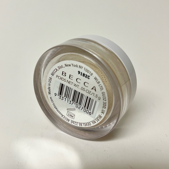 Becca Hydra-Mist Set & Refresh Powder, Loose Setting Powder 1.5 g mini - Picture 3 of 3
